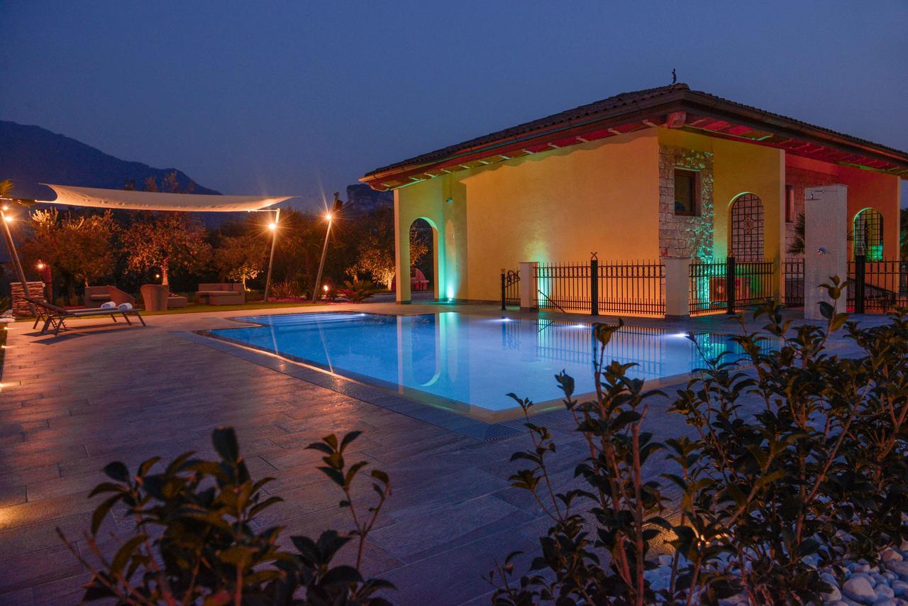 Villa Luxury House & Spa Riva del Garda Eksteriør billede